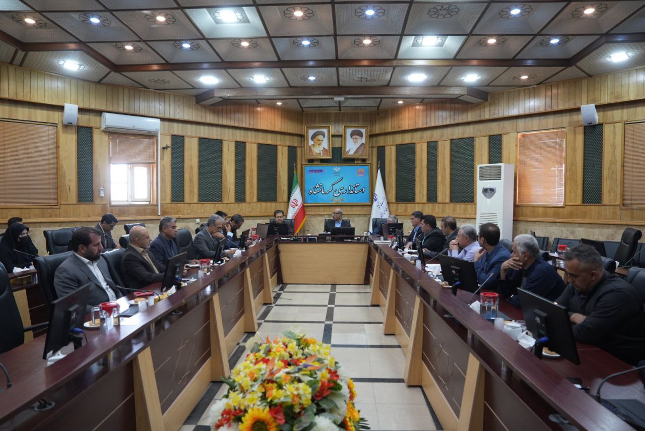 استاندار کرمانشاه:هیچ‌گونه کم‌کاری در ساماندهی تجارت مرزی قابل قبول نیست