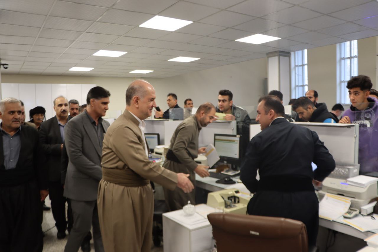 باجه ارزی بانک ملی شعبه پاوه با حضور مسئولان و معتمدین محلی افتتاح شد