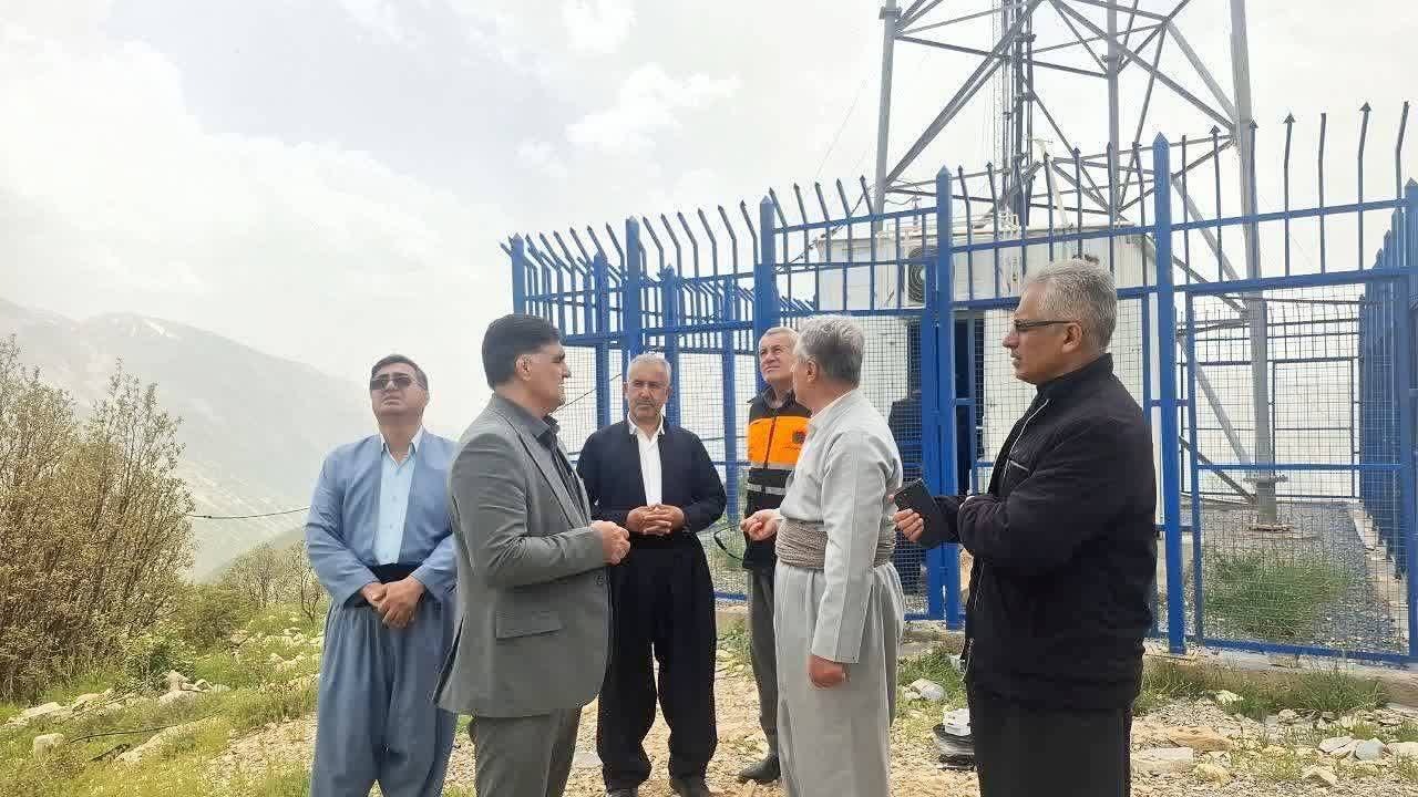 رفع گره ارتباطی گردنه «مله‌رمه‌رو» در دستور کار قرار گرفت؛ بازدید مشترک فرمانداران پاوه و جوانرود از سایت مخابراتی و تأسیسات برق*