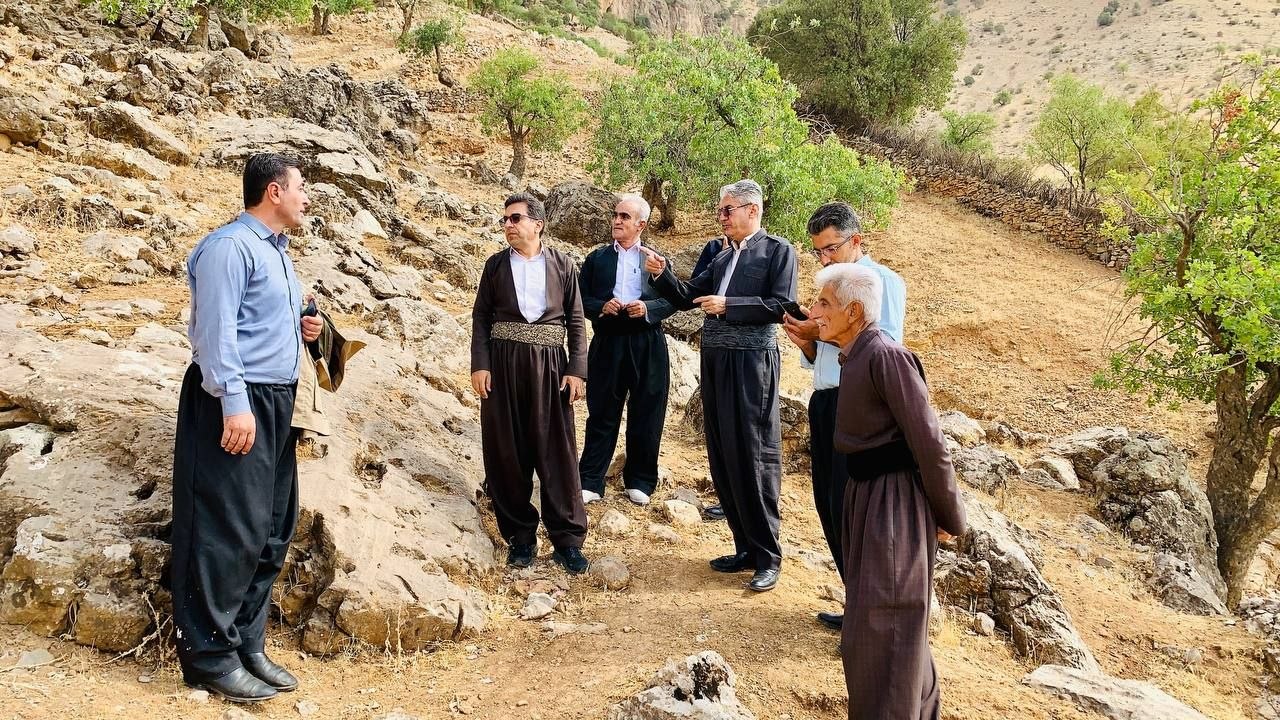 گام عملی بخشداری باینگان برای توسعه ورزش روستاها؛جانمایی زمین چمن فوتبال در سه روستا